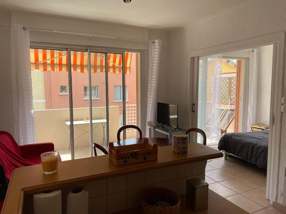 Studio A Sanary-Sur-Mer Avec Balcon A 200M Du Port Exterior foto