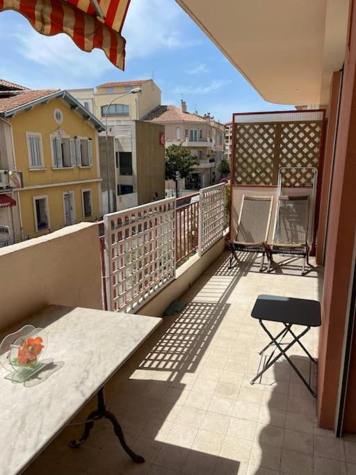 Studio A Sanary-Sur-Mer Avec Balcon A 200M Du Port Exterior foto